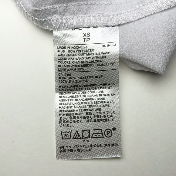 Banana Republic Factory Ruffle Cap Sleeve Top - Picture 6 of 8